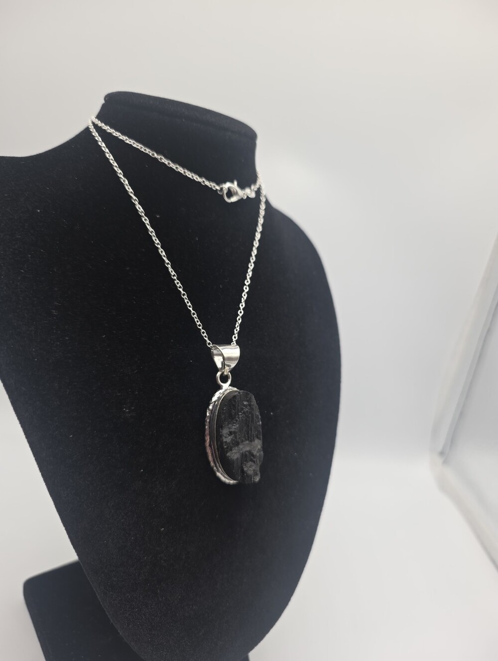 Sterling Silver Black Stone Pendant Necklace